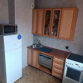 Продается 1-комнатная квартира, 36 м²