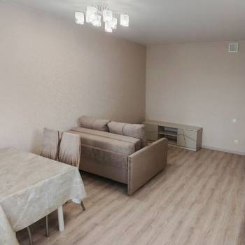 Сдается 2-х комнатная квартира, 74,9 м²