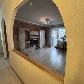 Сдается Многокомнатная квартира, 65 м²