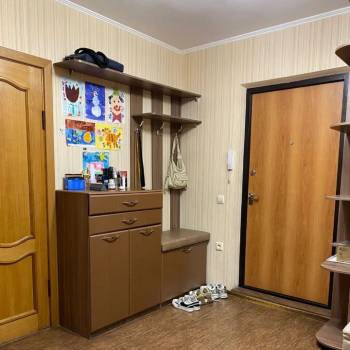 Продается 3-х комнатная квартира, 77 м²