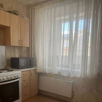 Сдается 1-комнатная квартира, 39,2 м²