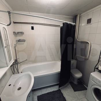 Сдается 1-комнатная квартира, 42 м²