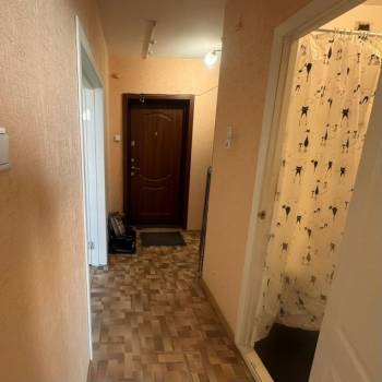 Сдается 1-комнатная квартира, 39 м²