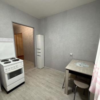 Продается 1-комнатная квартира, 36 м²