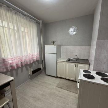 Продается 1-комнатная квартира, 36 м²