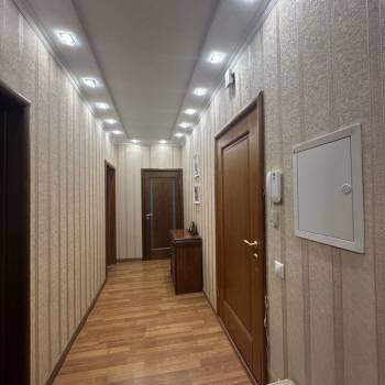 Сдается 1-комнатная квартира, 59 м²