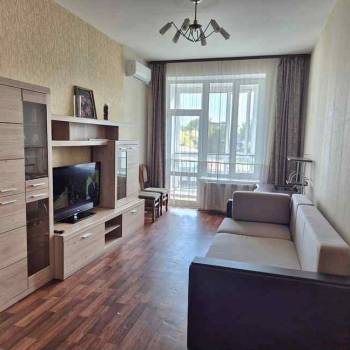 Сдается 1-комнатная квартира, 41 м²
