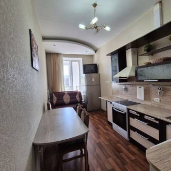 Сдается 1-комнатная квартира, 41 м²