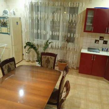 Сдается 1-комнатная квартира, 54 м²