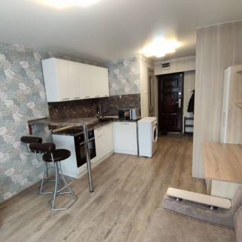 Продается 1-комнатная квартира, 18,4 м²