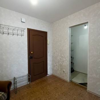 Сдается 1-комнатная квартира, 55 м²