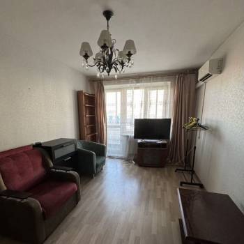 Сдается 1-комнатная квартира, 39,3 м²