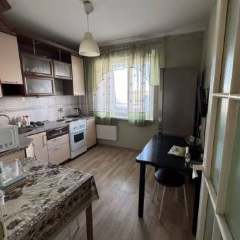 Сдается 1-комнатная квартира, 39,3 м²