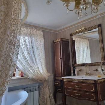 Продается 3-х комнатная квартира, 124 м²