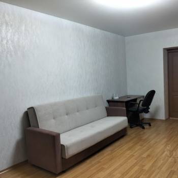 Сдается 2-х комнатная квартира, 76 м²
