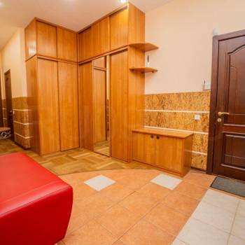 Сдается Многокомнатная квартира, 109 м²