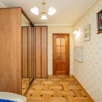 Сдается Многокомнатная квартира, 109 м²