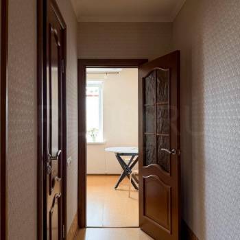 Продается 1-комнатная квартира, 42 м²