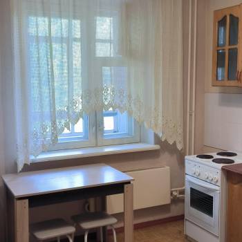 Сдается 1-комнатная квартира, 41 м²