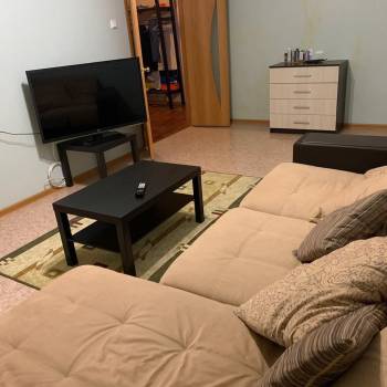 Сдается 2-х комнатная квартира, 65 м²