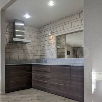 Продается Многокомнатная квартира, 100 м²