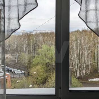Продается Многокомнатная квартира, 100 м²