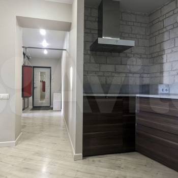 Продается Многокомнатная квартира, 100 м²