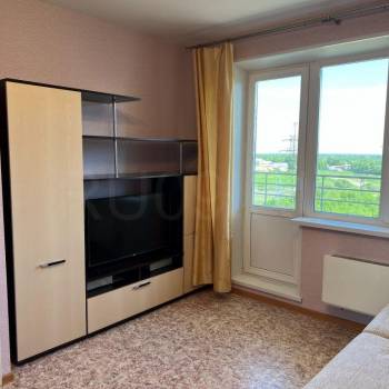 Продается 1-комнатная квартира, 32 м²