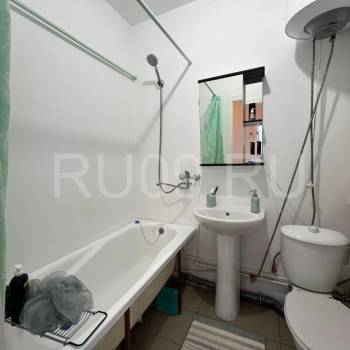 Продается 1-комнатная квартира, 32 м²