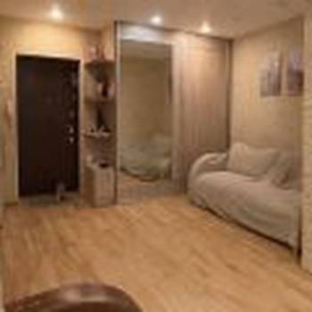 Продается 1-комнатная квартира, 103 м²
