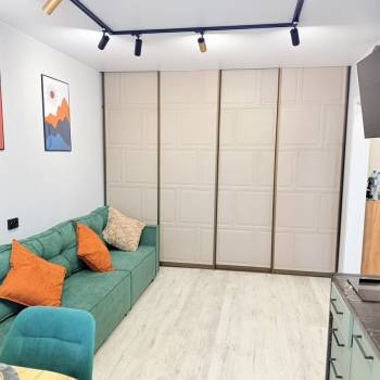 Продается 1-комнатная квартира, 35 м²