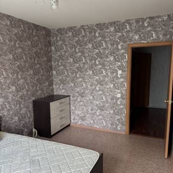 Сдается 2-х комнатная квартира, 65 м²