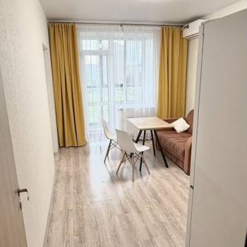 Сдается 1-комнатная квартира, 35 м²