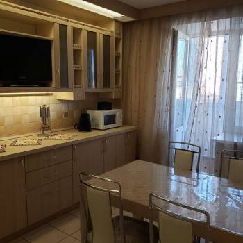 Сдается Многокомнатная квартира, 70 м²
