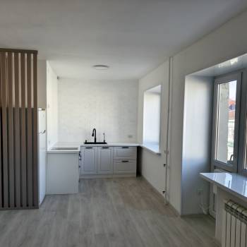 Продается 2-х комнатная квартира, 43 м²