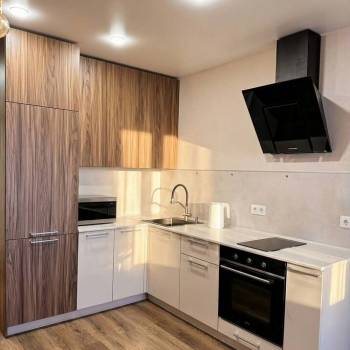 Сдается 1-комнатная квартира, 50 м²