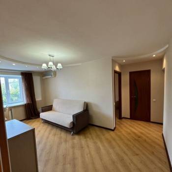 Сдается Многокомнатная квартира, 58 м²