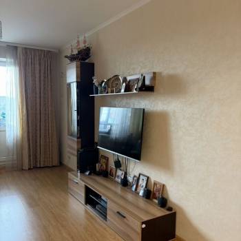Сдается Многокомнатная квартира, 76,7 м²