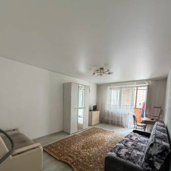 Сдается 1-комнатная квартира, 44 м²