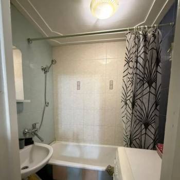 Сдается 1-комнатная квартира, 44 м²