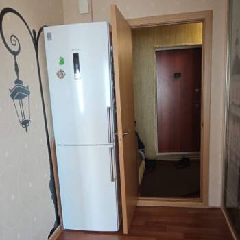 Продается Многокомнатная квартира, 72 м²