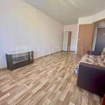 Продается 1-комнатная квартира, 37 м²