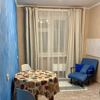 Сдается 1-комнатная квартира, 43 м²