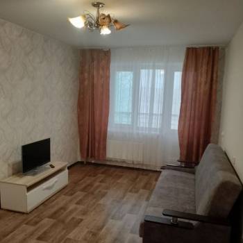 Сдается 1-комнатная квартира, 40 м²