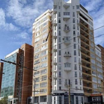 Сдается Многокомнатная квартира, 82 м²
