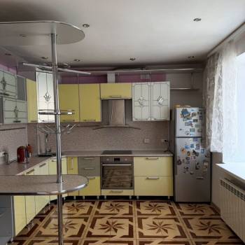 Сдается Многокомнатная квартира, 82 м²