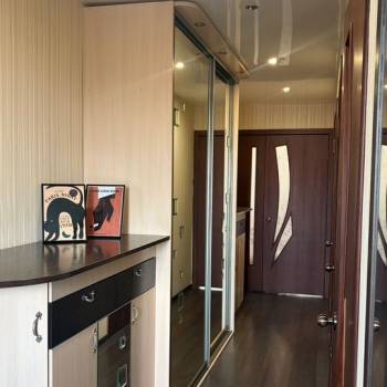 Сдается 2-х комнатная квартира, 70,4 м²