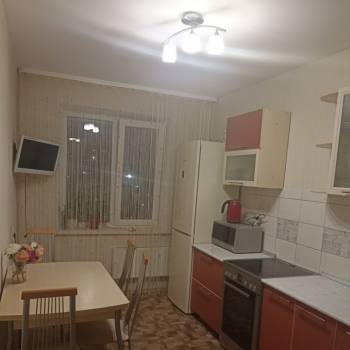 Сдается 2-х комнатная квартира, 63 м²