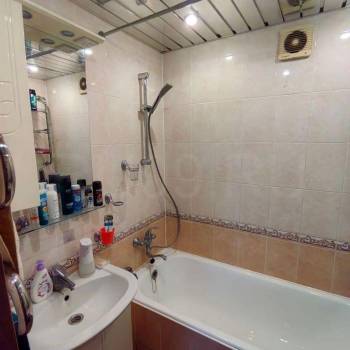 Сдается Многокомнатная квартира, 56 м²