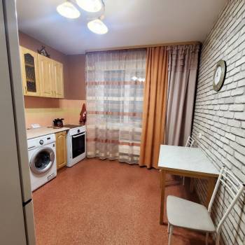 Сдается 2-х комнатная квартира, 55 м²